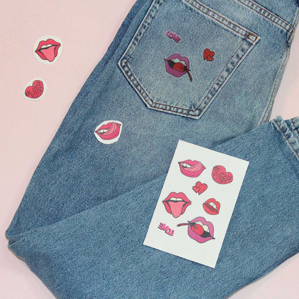 Tattoo Textile Doodles bouches roses