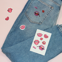 Tattoo Textile Doodles bouches roses