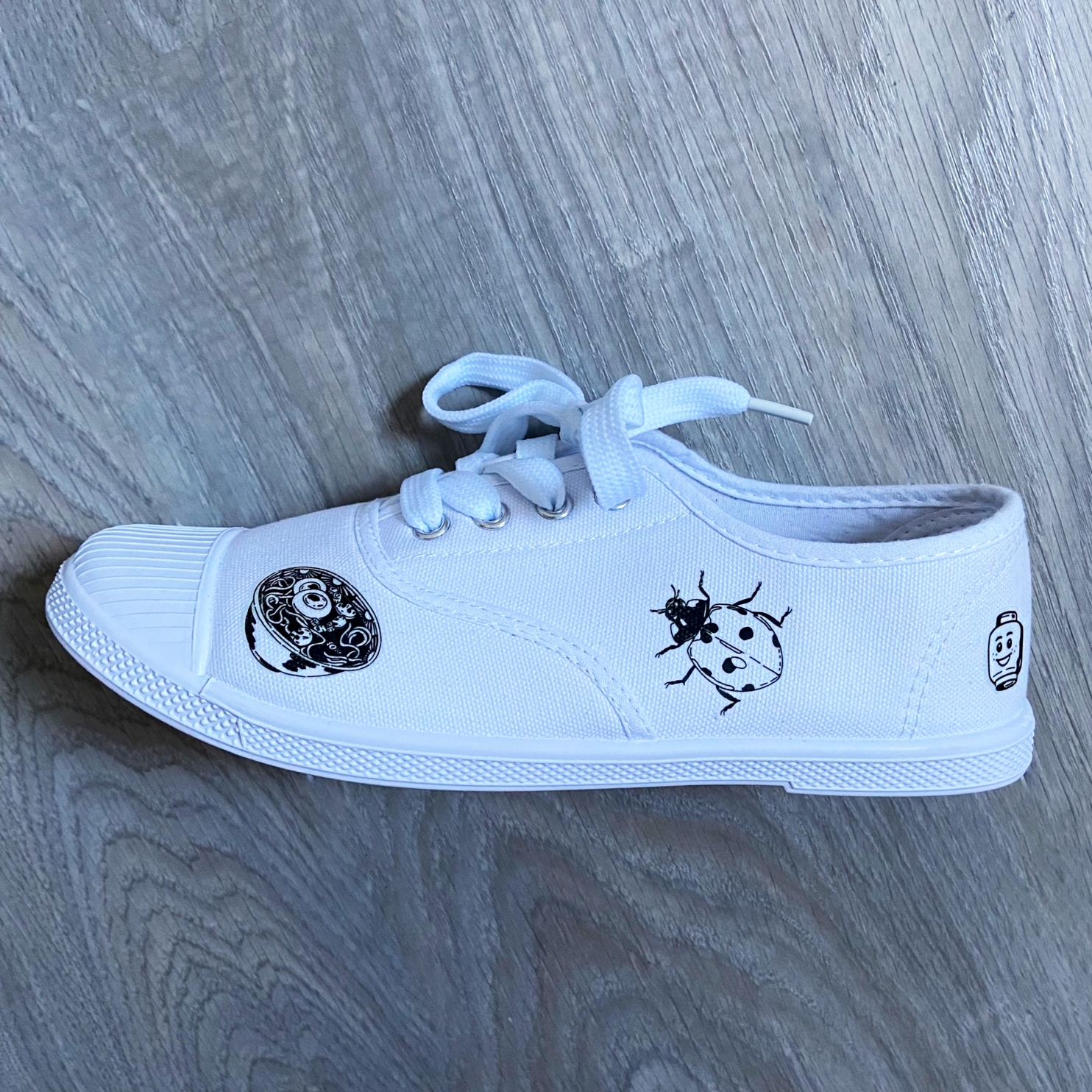 Planche de Tatouages Textile La amicale