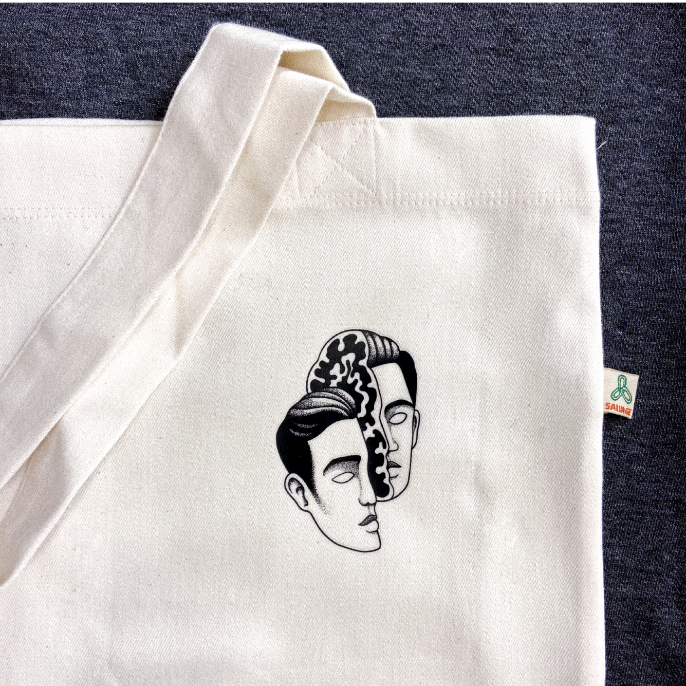 Tatouage Textile Visage fendu